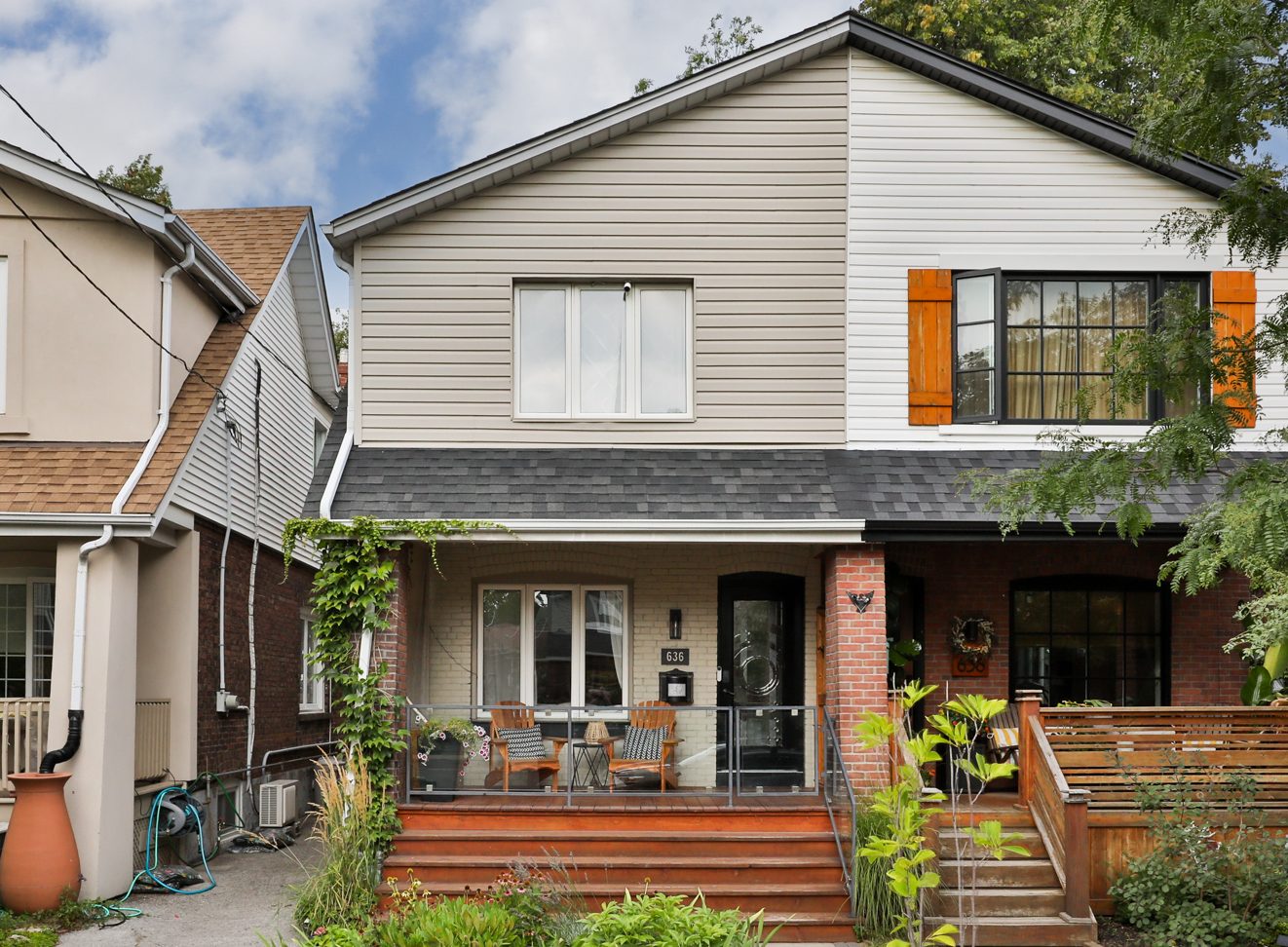 636 Glebeholme Blvd